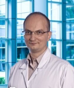 Lekarz okulista Mateusz